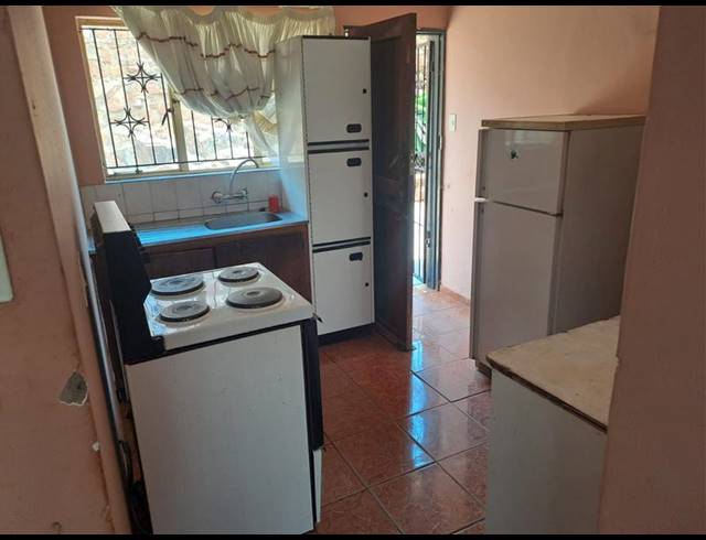 3 BEDROOM HOUSE FOR SALE IN SOSHANGUVE A